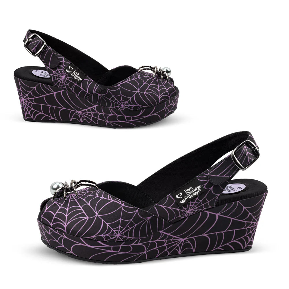 Chocolaticas® Widow Women's Sandals