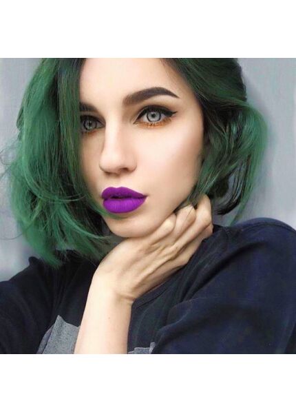 Semi permanent store green hair dye